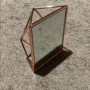 Rose gold mirror